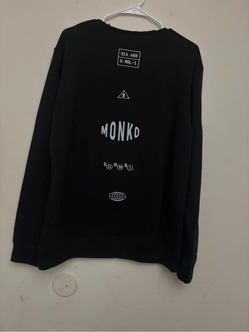Monko black long-sleeve crew-neck sweatshirt  Size L